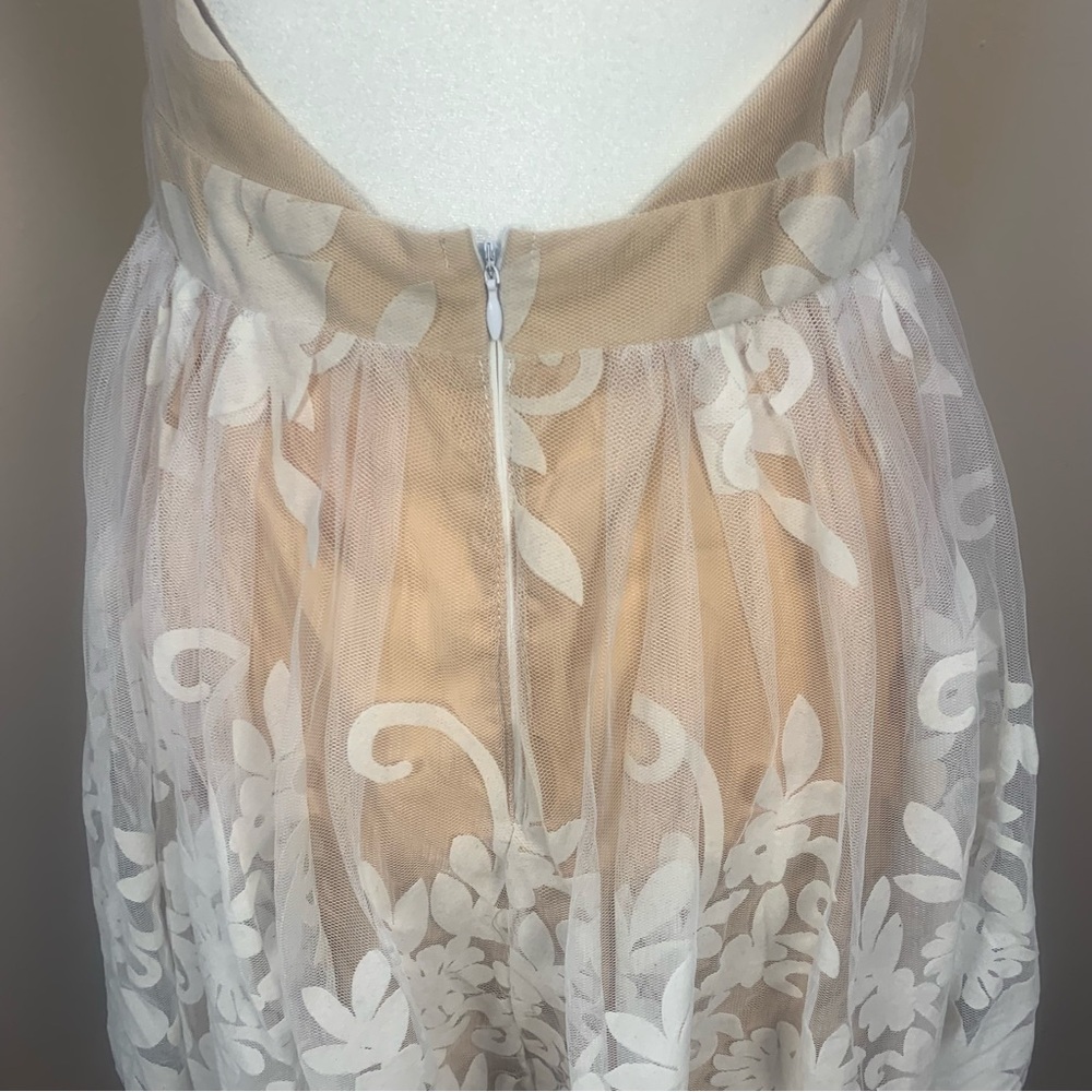 LUXXEL Lace Skater Plunge Neck Mini Dress - Picture 12 of 12